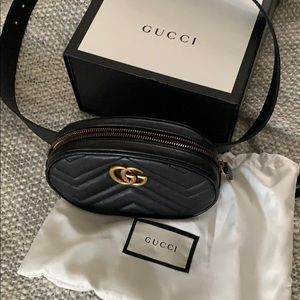 Gucci belt bag /black